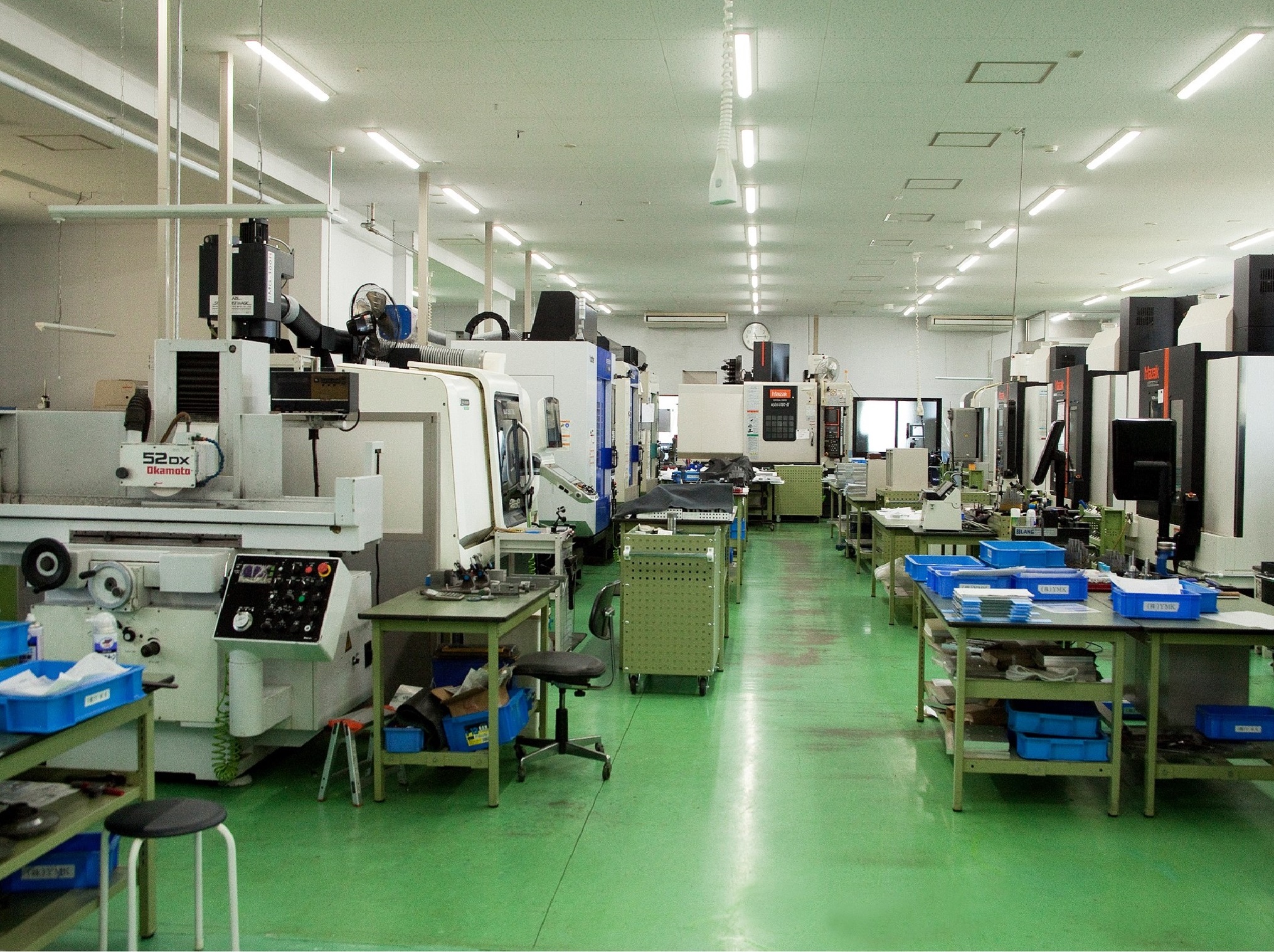 工場内観